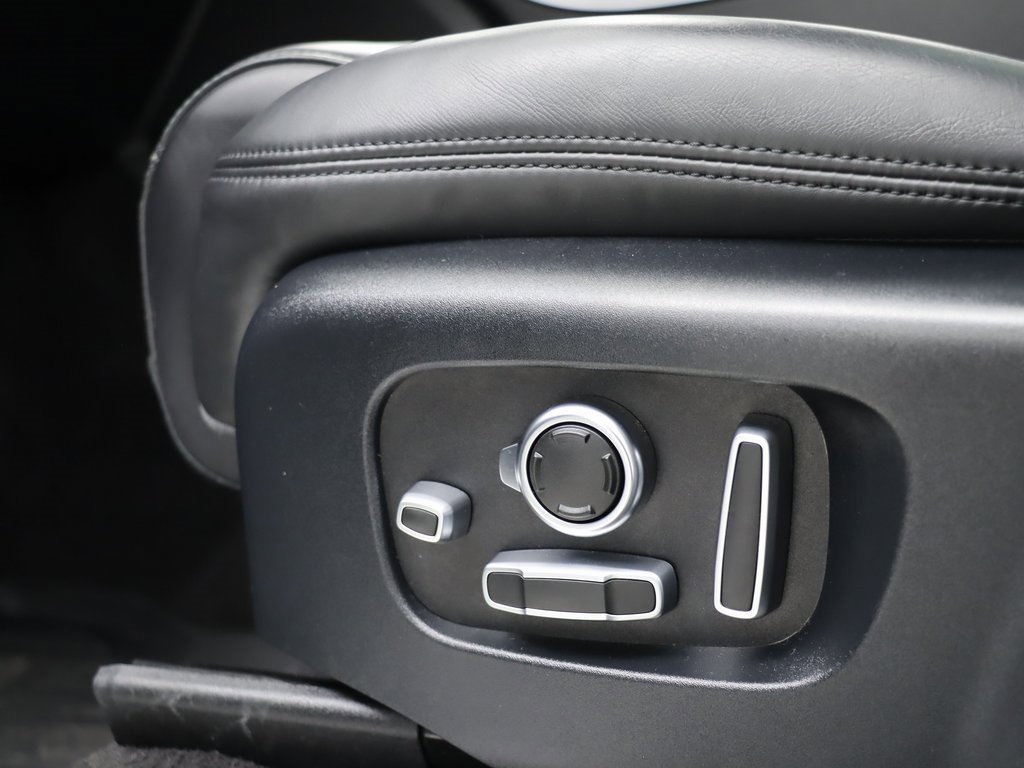 Used 2016 Land Rover Range Rover Sport Supercharged image 11