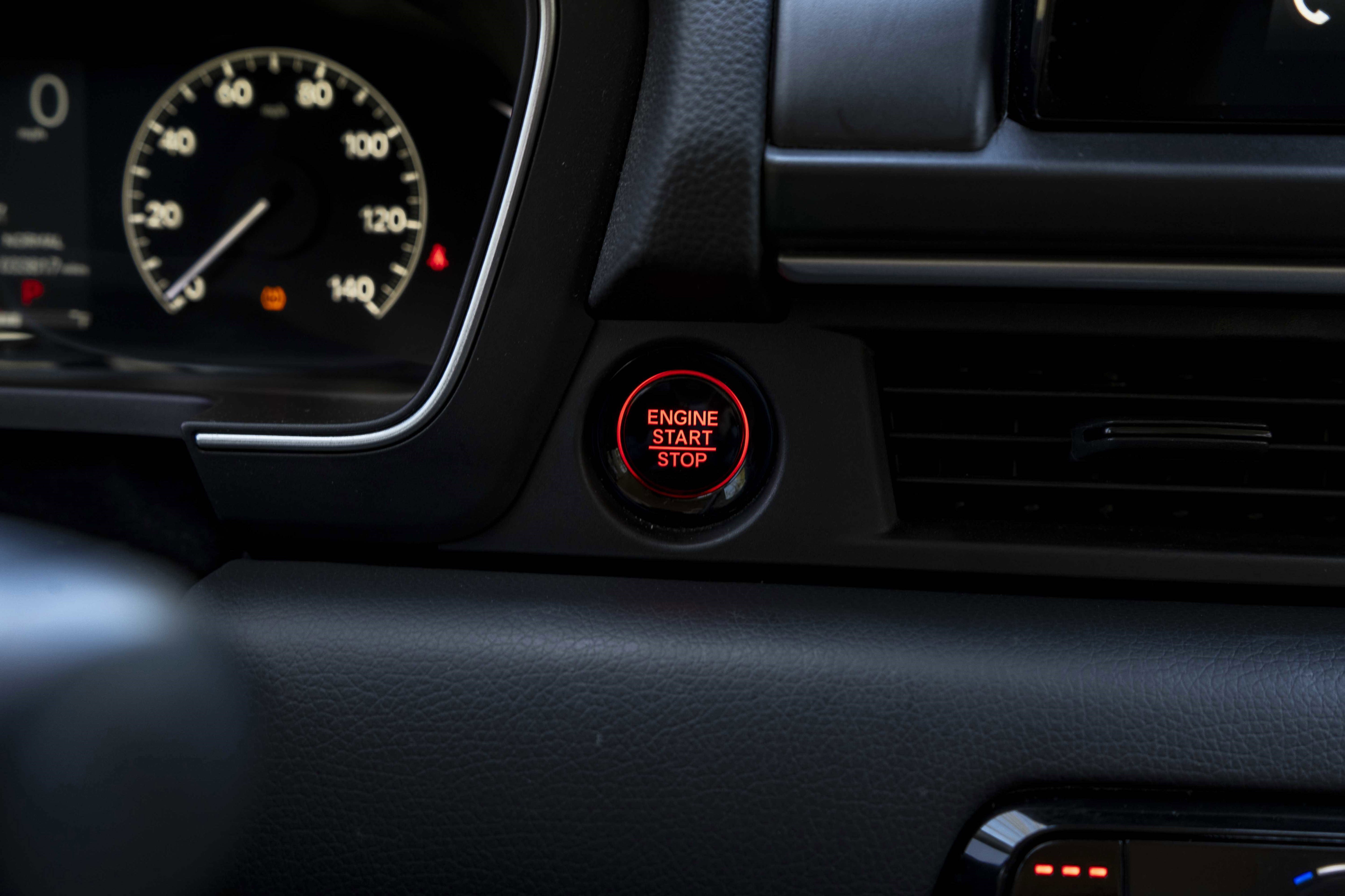 Used 2025 Honda Pilot EX-L image 22