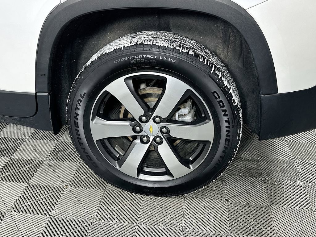 Used 2023 Chevrolet Traverse LT w/ LT Premium Package image 40