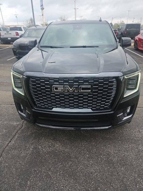 Used 2023 GMC Yukon Denali Ultimate image 4
