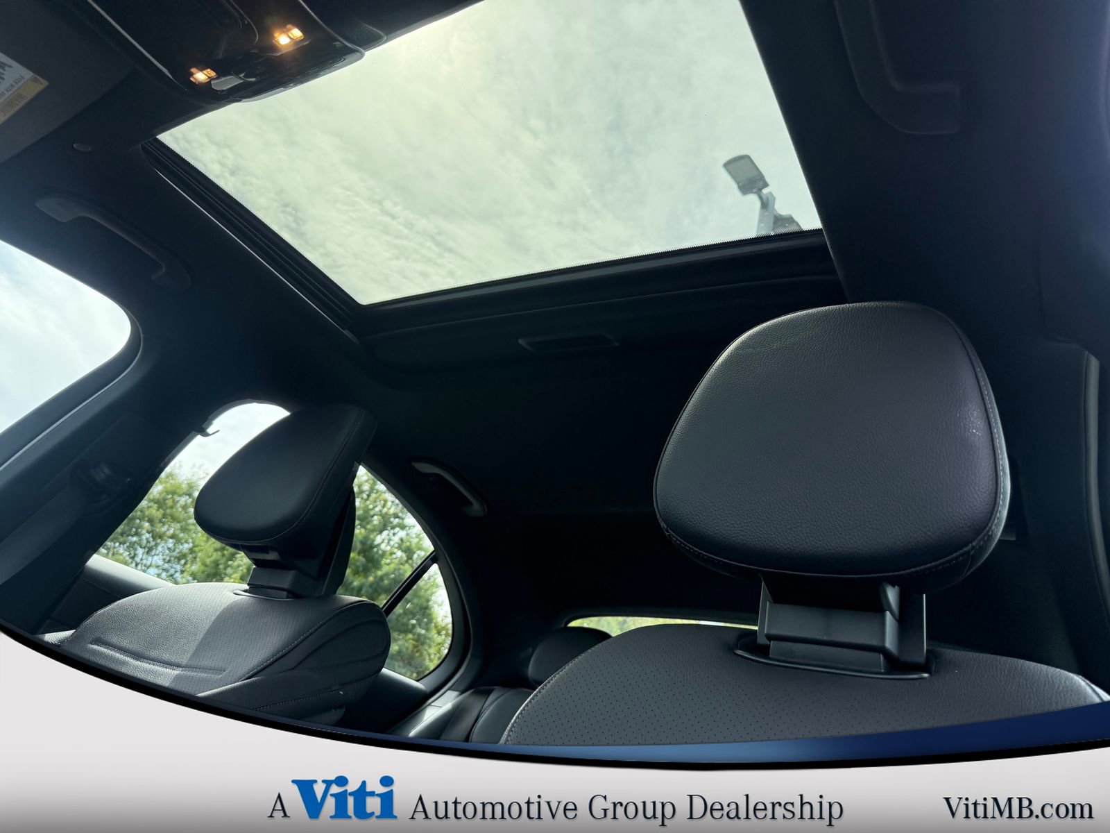 Used 2024 Mercedes-Benz C 300 C 300 image 19