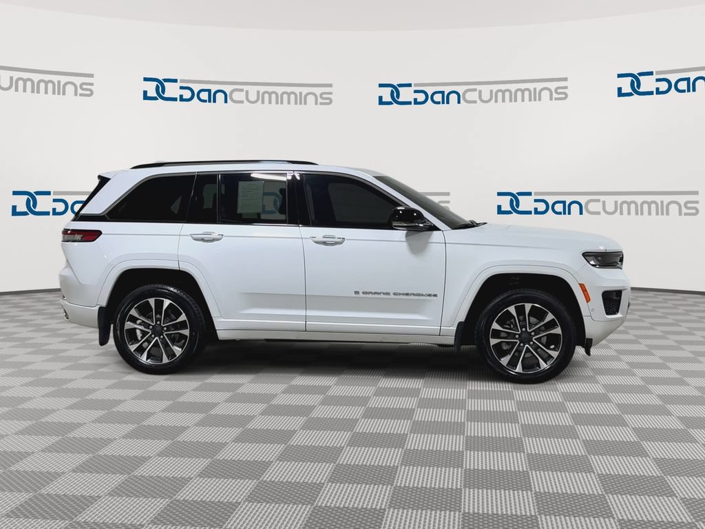 Used 2022 Jeep Grand Cherokee Overland AWD/4WD image 9