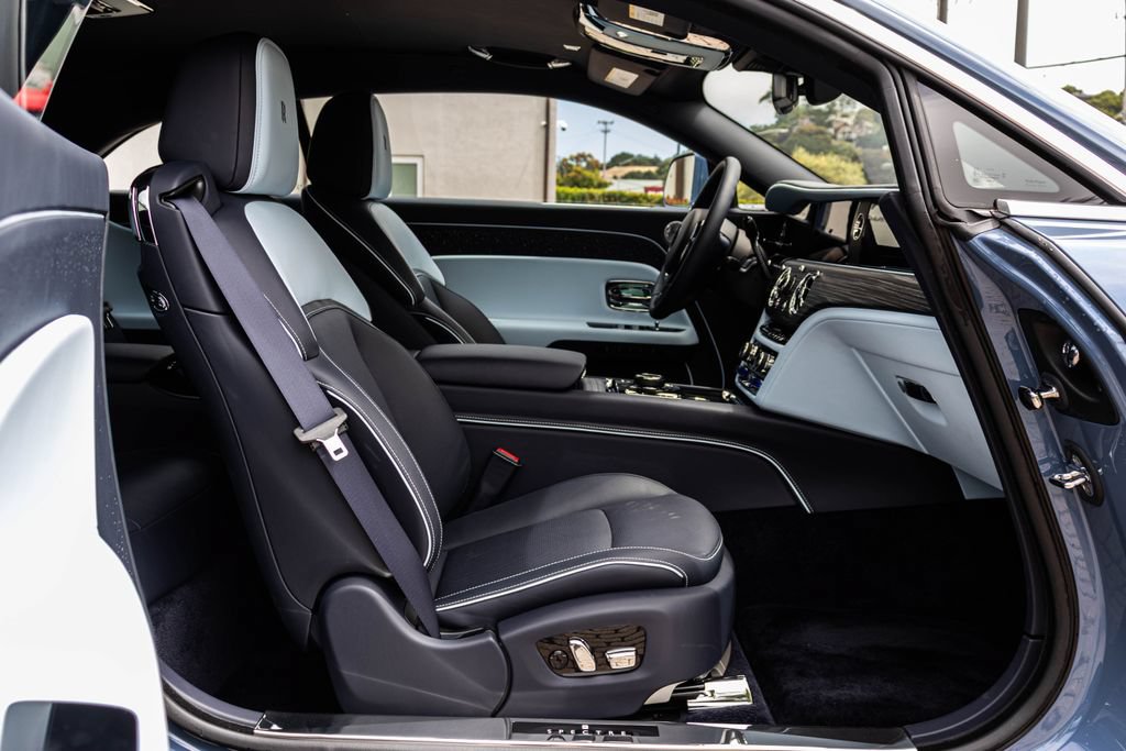 Used 2025 Rolls-Royce Spectre w/ Leather Finishing Pack AWD/4WD image 54