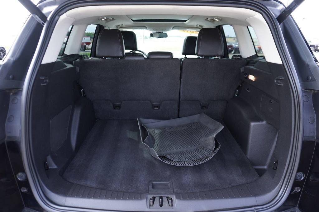 Used 2017 Ford Escape Titanium AWD/4WD image 28