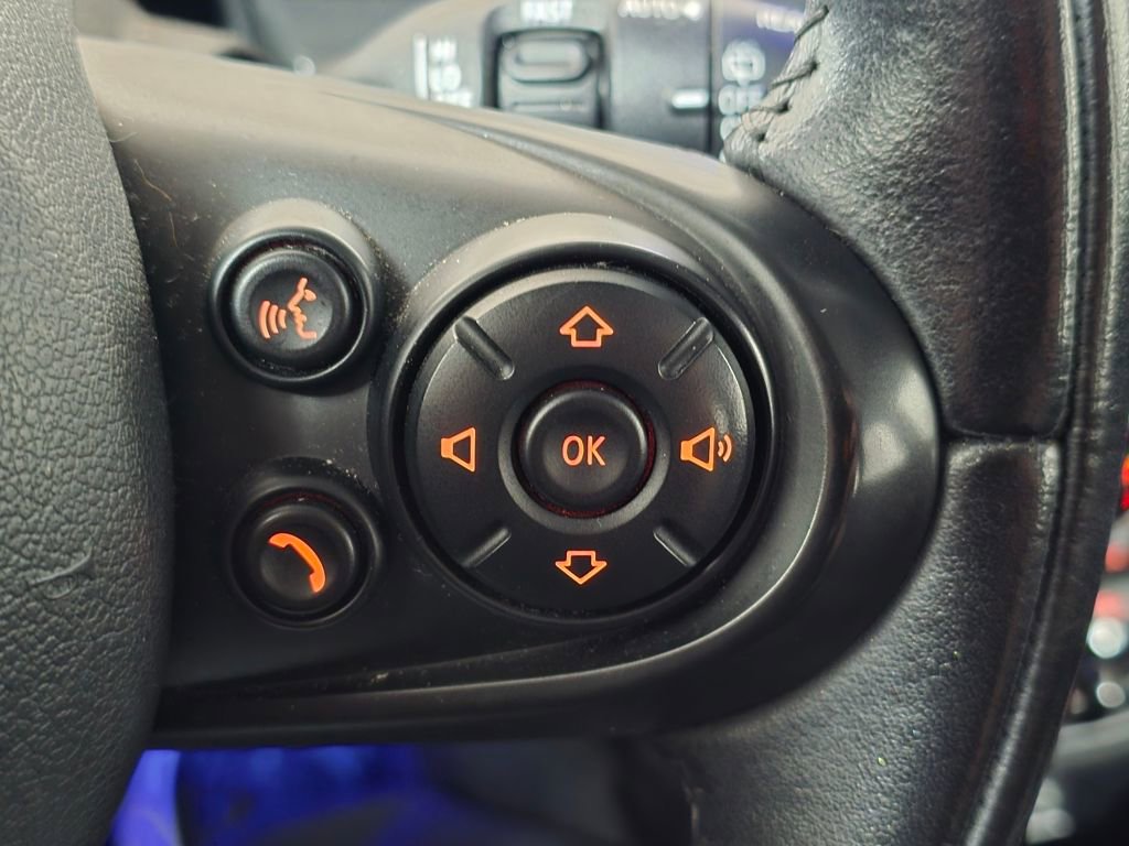 Used 2017 MINI Cooper Clubman ALL4 AWD/4WD image 32