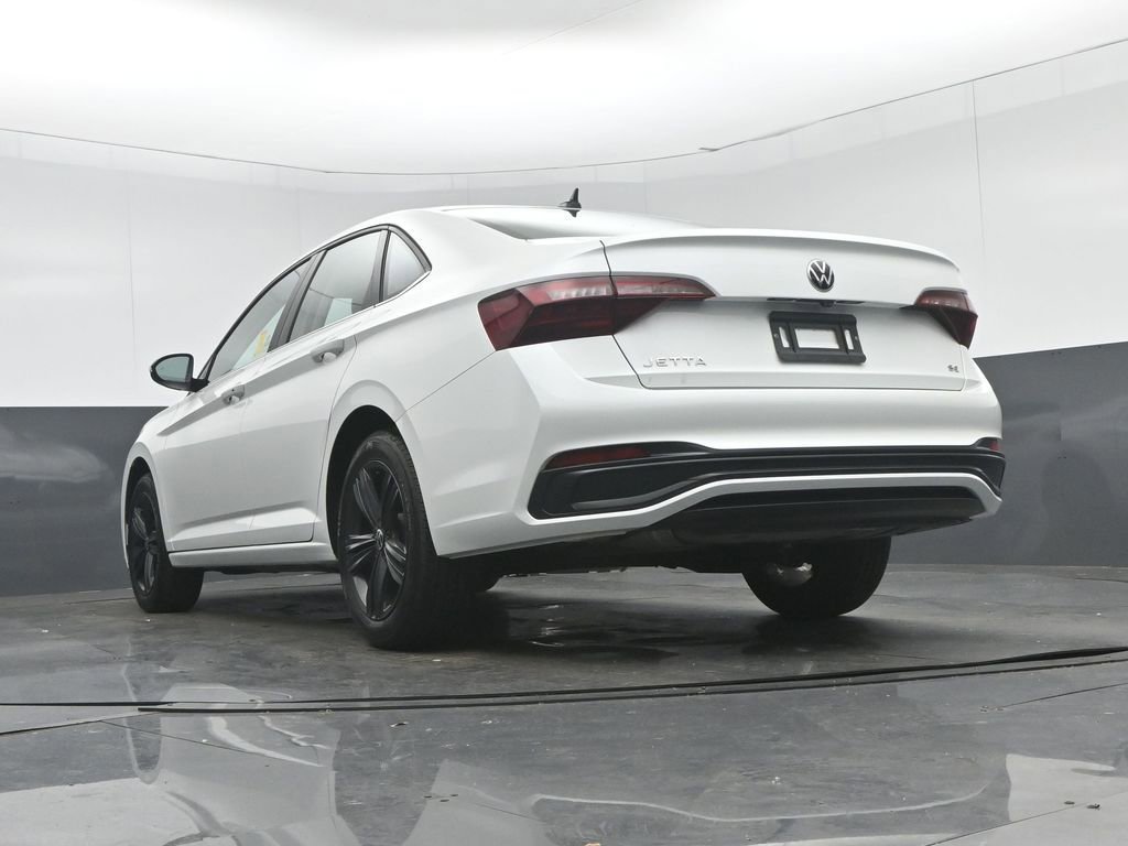 Used 2024 Volkswagen Jetta SE FWD image 53
