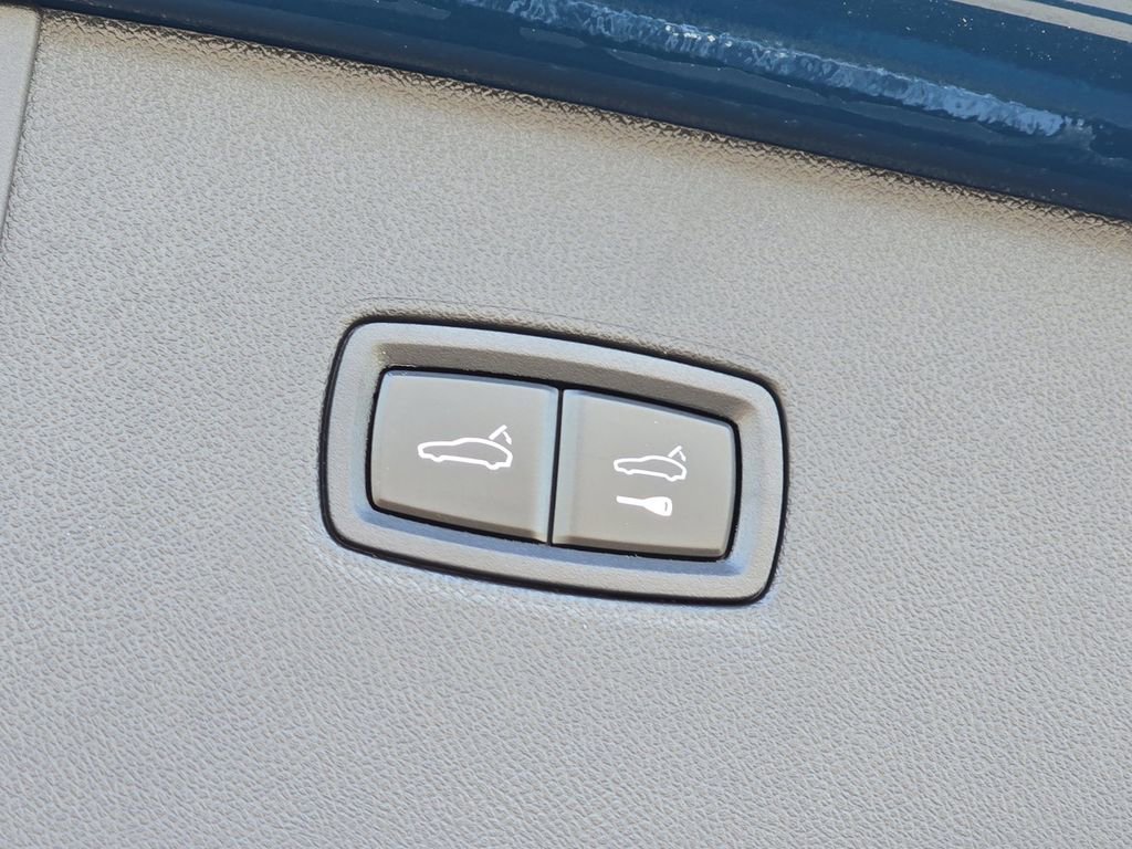 Used 2026 Porsche Cayenne S AWD/4WD image 27