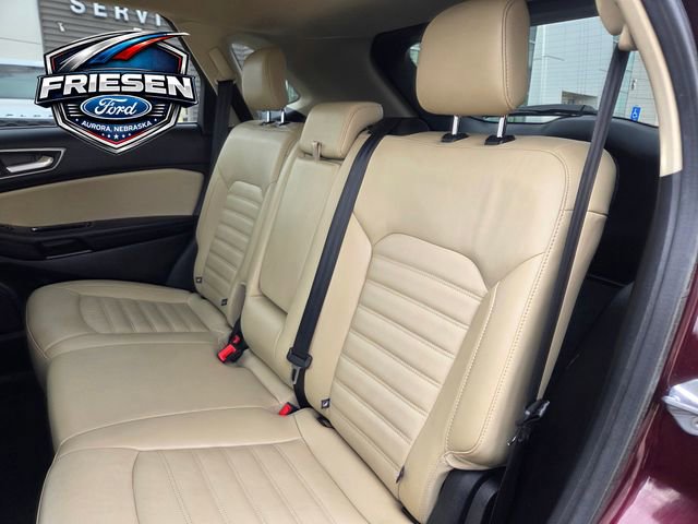Used 2017 Ford Edge SEL w/ Equipment Group 201A AWD/4WD image 23