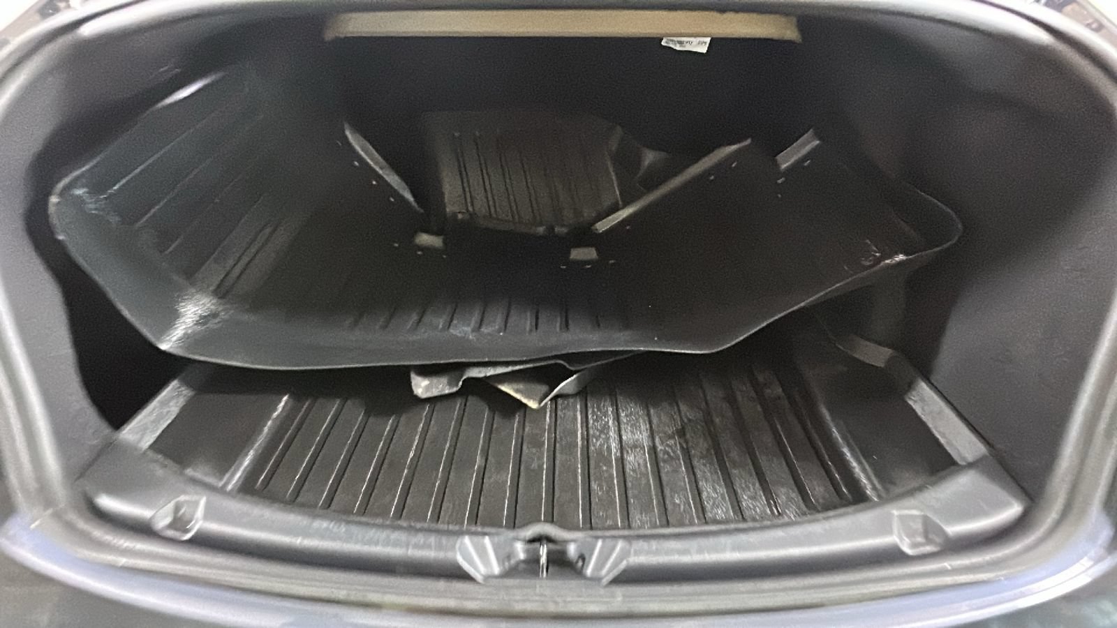 Used 2023 Tesla Model 3 Standard Range RWD image 29