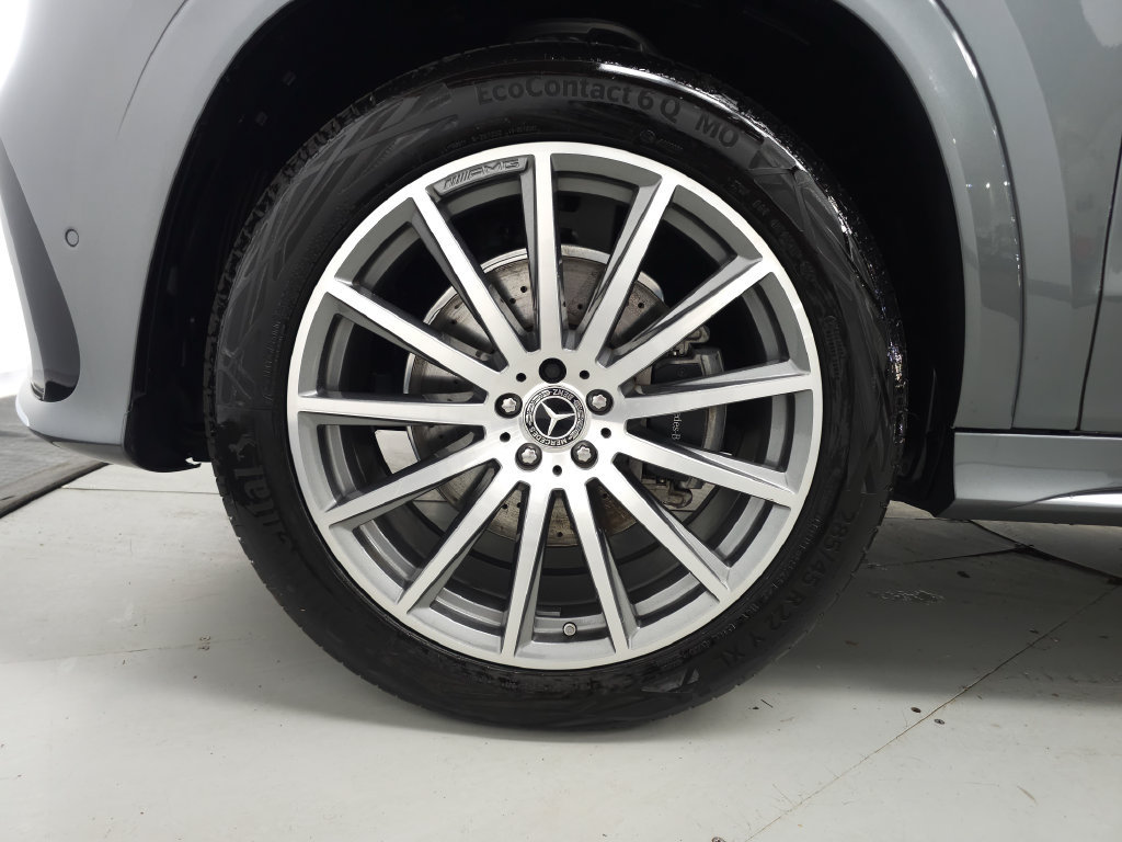 Certified 2025 Mercedes-Benz GLS 450 4MATIC image 37