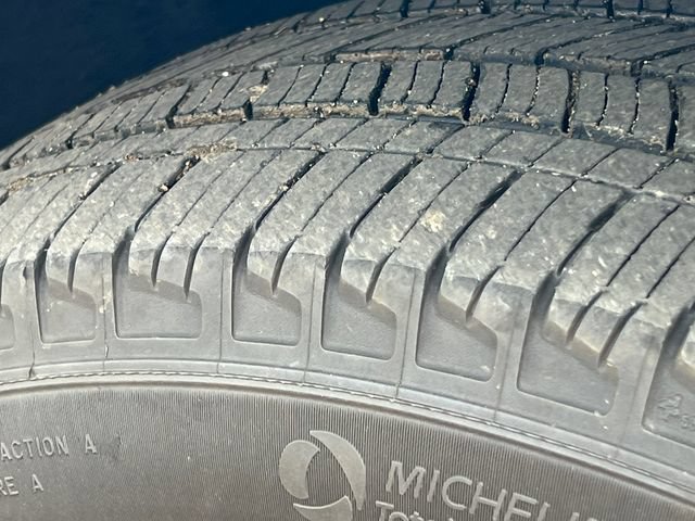 Certified 2023 Ford Explorer XLT w/ Equipment Group 202A AWD/4WD image 7