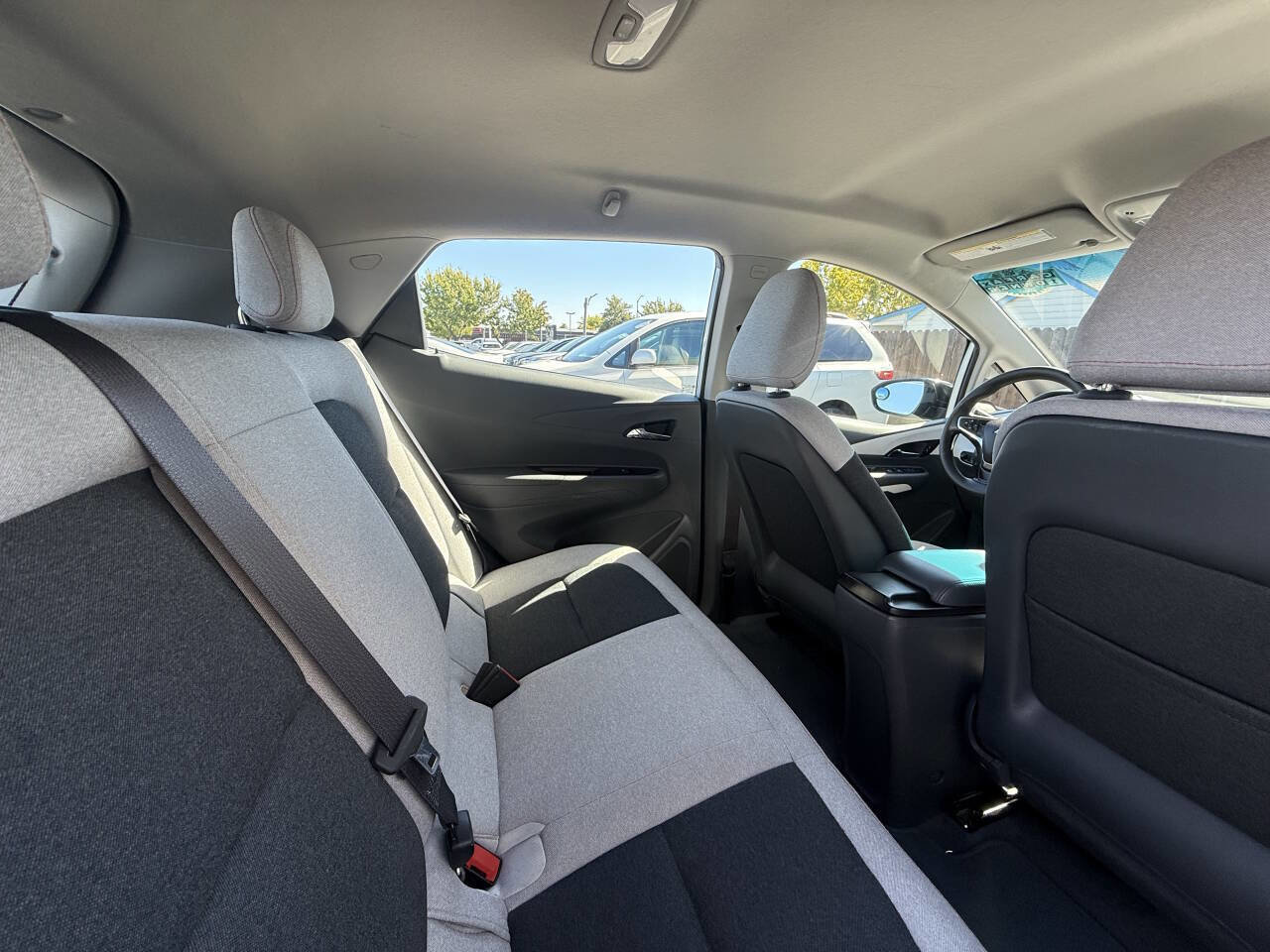 Used 2017 Chevrolet Bolt LT image 17