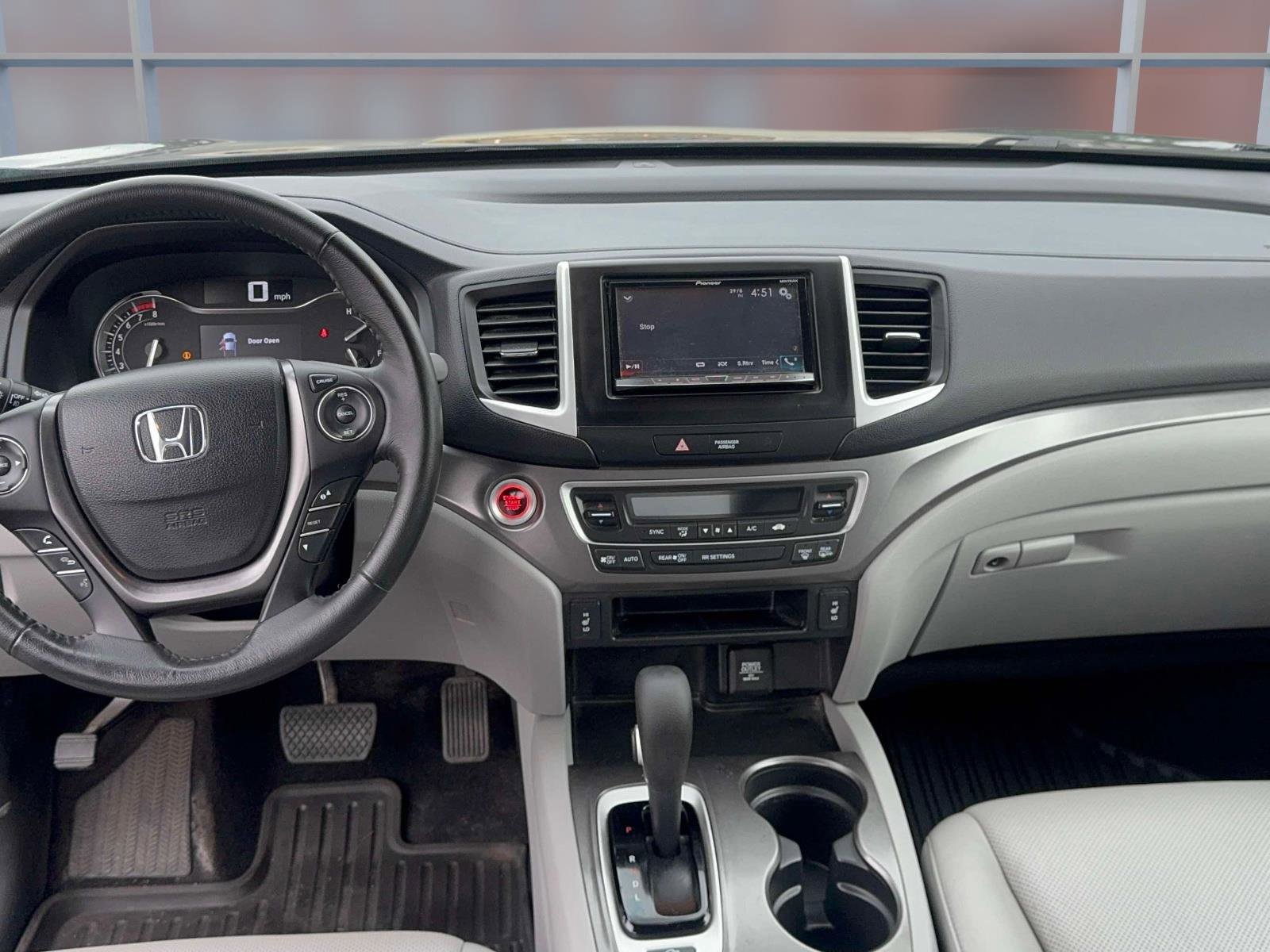 Used 2017 Honda Ridgeline RTL image 12