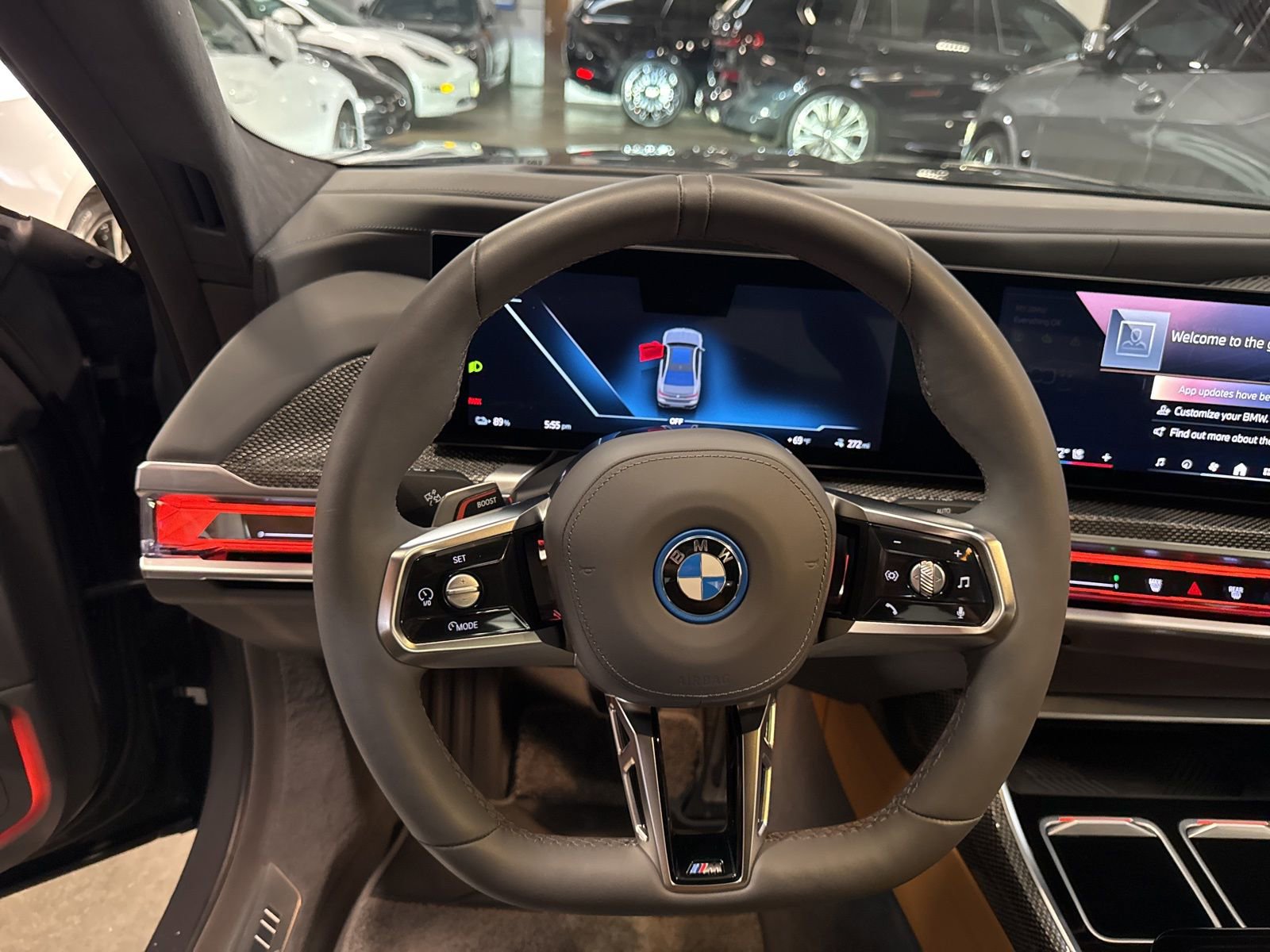 Used 2025 BMW i7 xDrive60 image 11