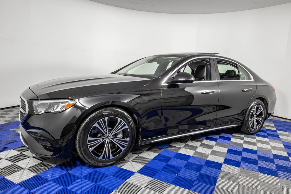 Used 2024 Mercedes-Benz E 450 4MATIC Sedan image 1