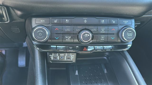 Used 2025 Dodge Durango R/T AWD/4WD image 12