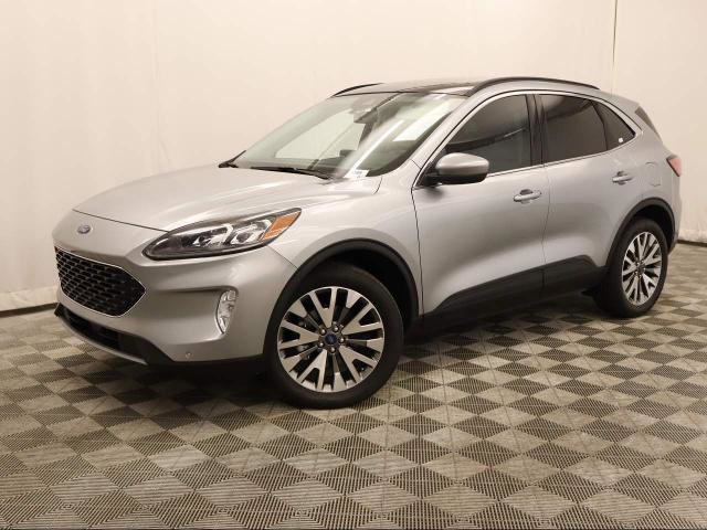 Certified 2022 Ford Escape Titanium w/ Class II Trailer Tow Package image 30