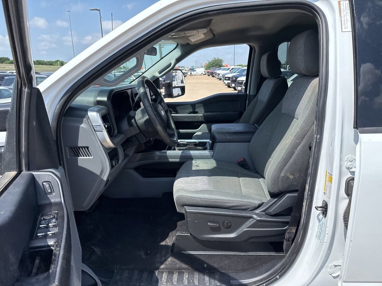 Used 2025 Ford F250 XLT w/ FX4 Off-Road Package AWD/4WD image 18