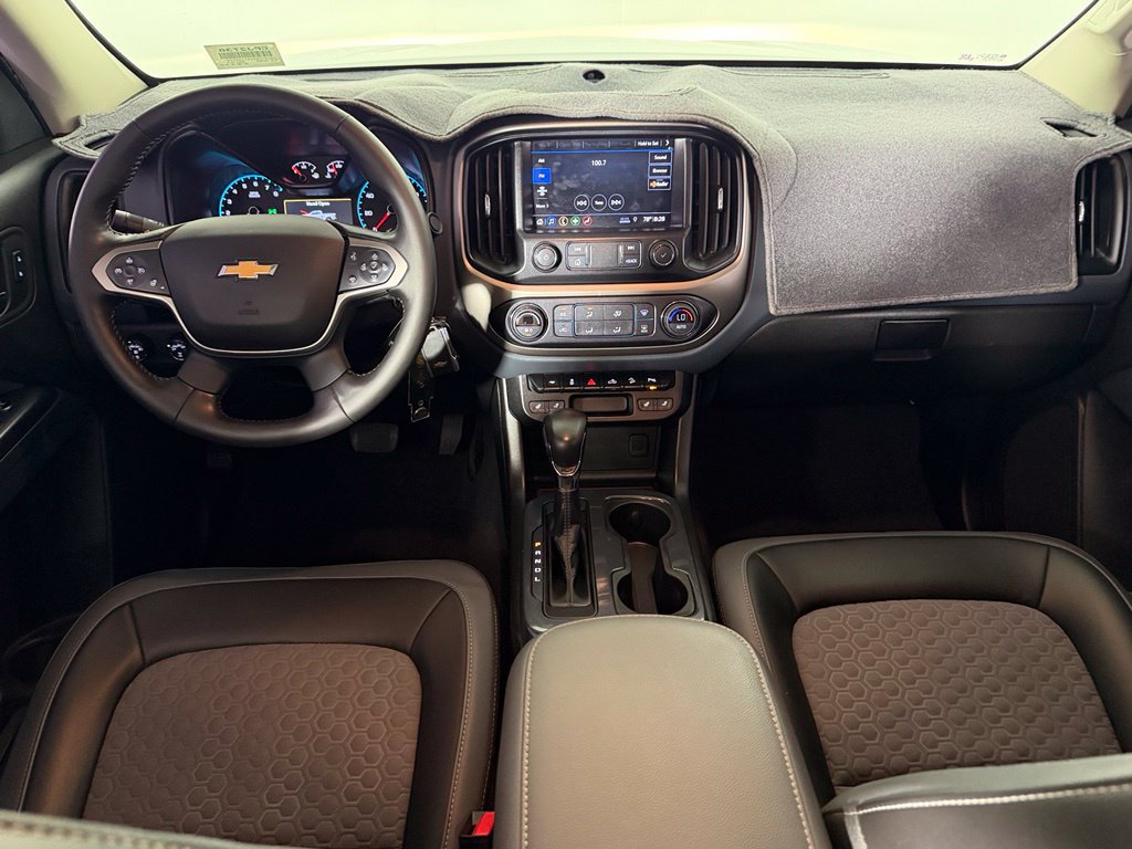 Used 2022 Chevrolet Colorado Z71 AWD/4WD image 13