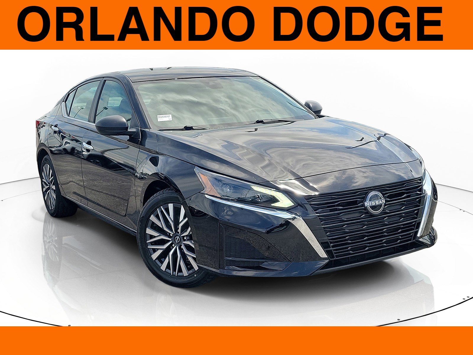 Used 2025 Nissan Altima 2.5 SV FWD image 1
