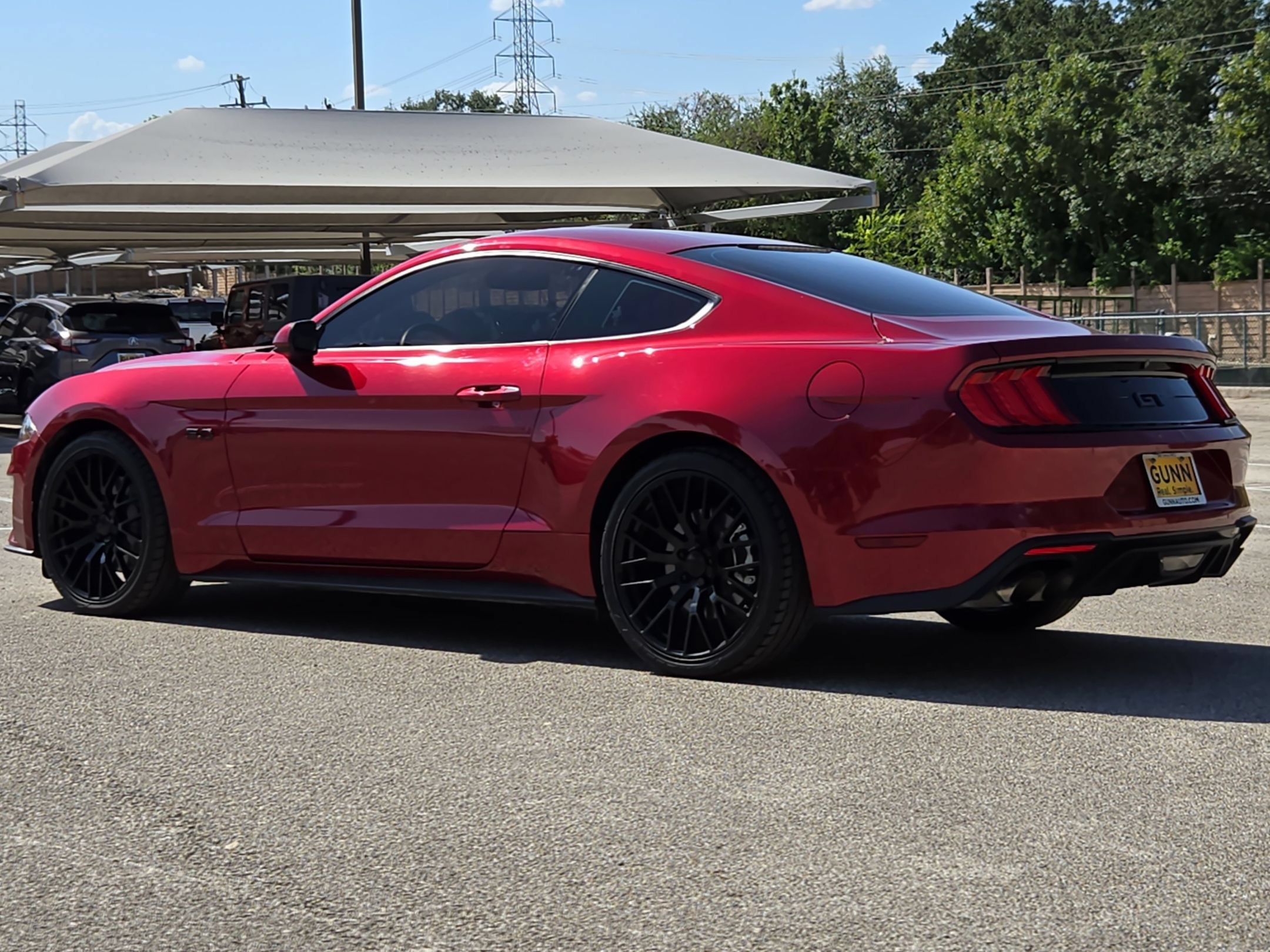 Used 2018 Ford Mustang GT RWD image 5