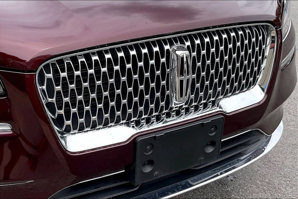 Used 2021 Lincoln Corsair AWD w/ Equipment Group 101A image 29