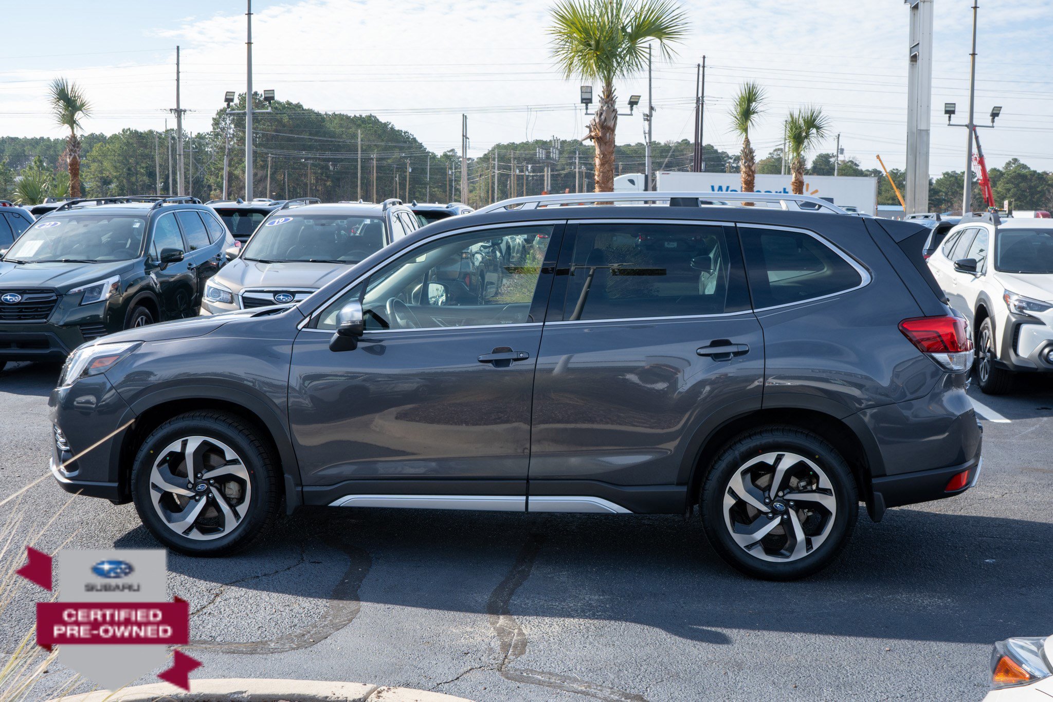 Used 2023 Subaru Forester Touring image 6