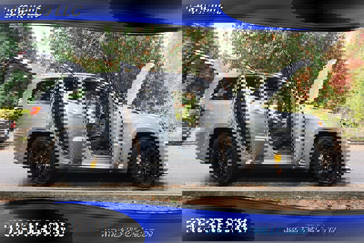 Used 2017 Jeep Grand Cherokee SRT image 30