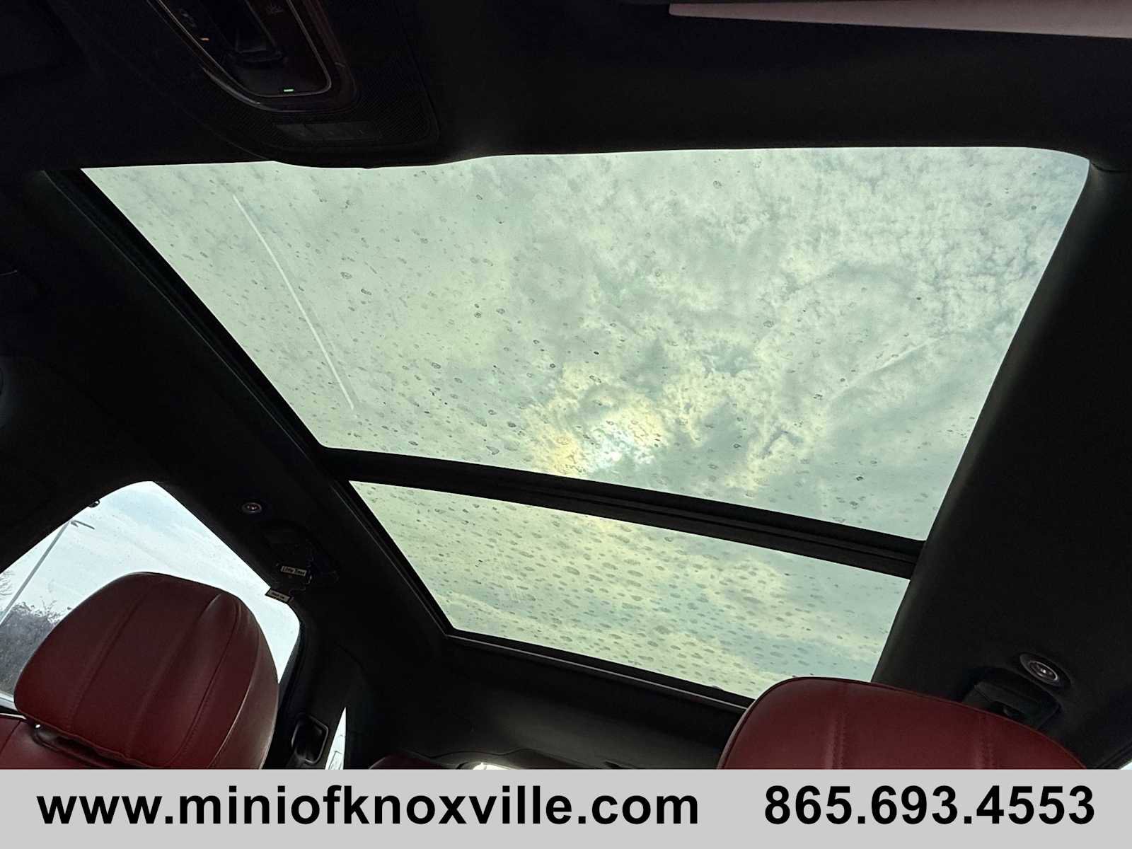 Used 2019 Bentley Bentayga image 27