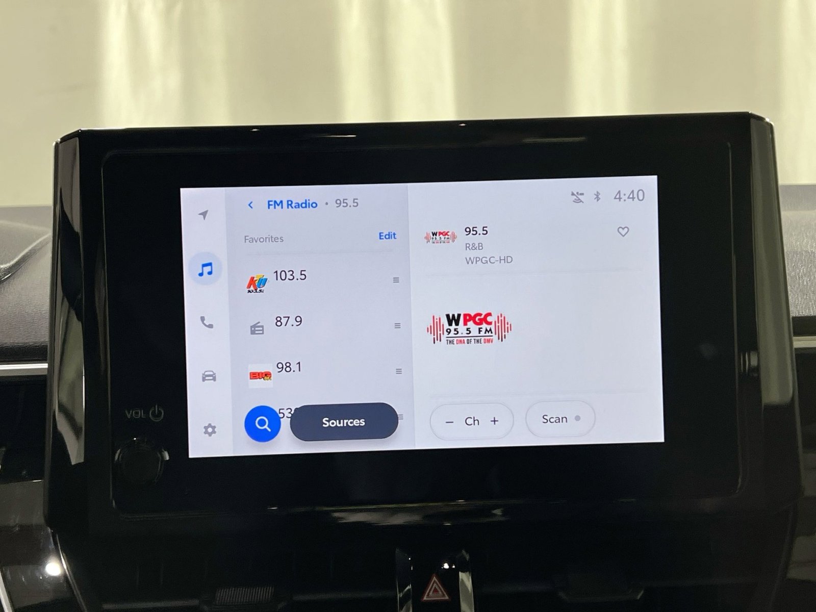 Used 2025 Toyota Corolla SE image 17