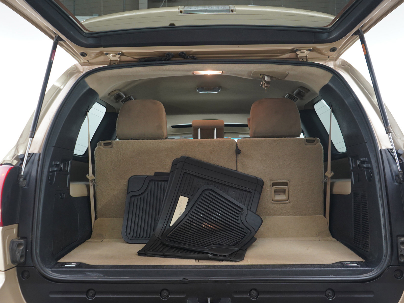 Used 2012 Toyota Sequoia SR5 AWD/4WD image 16