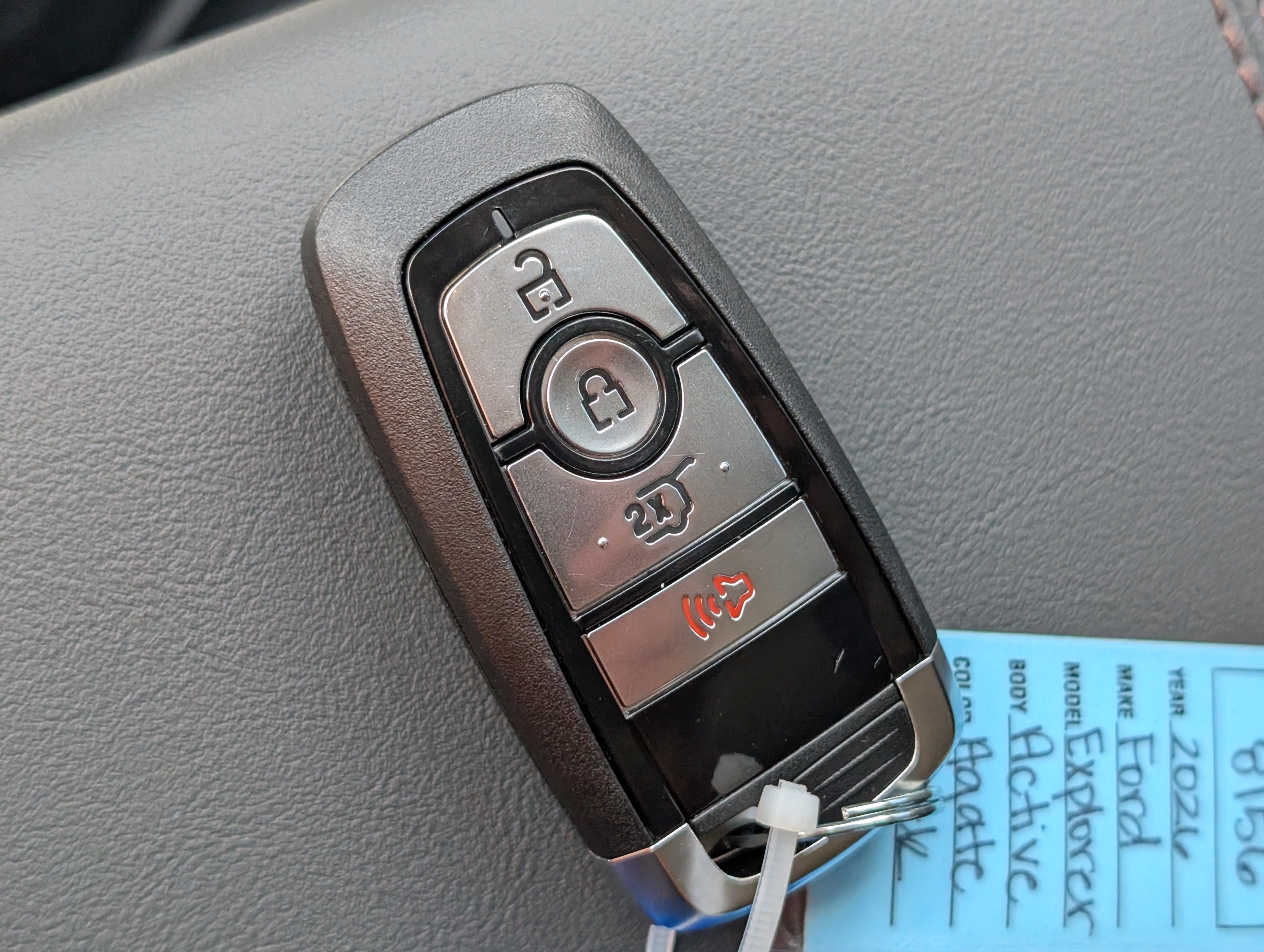 New 2026 Ford Explorer Active RWD image 31
