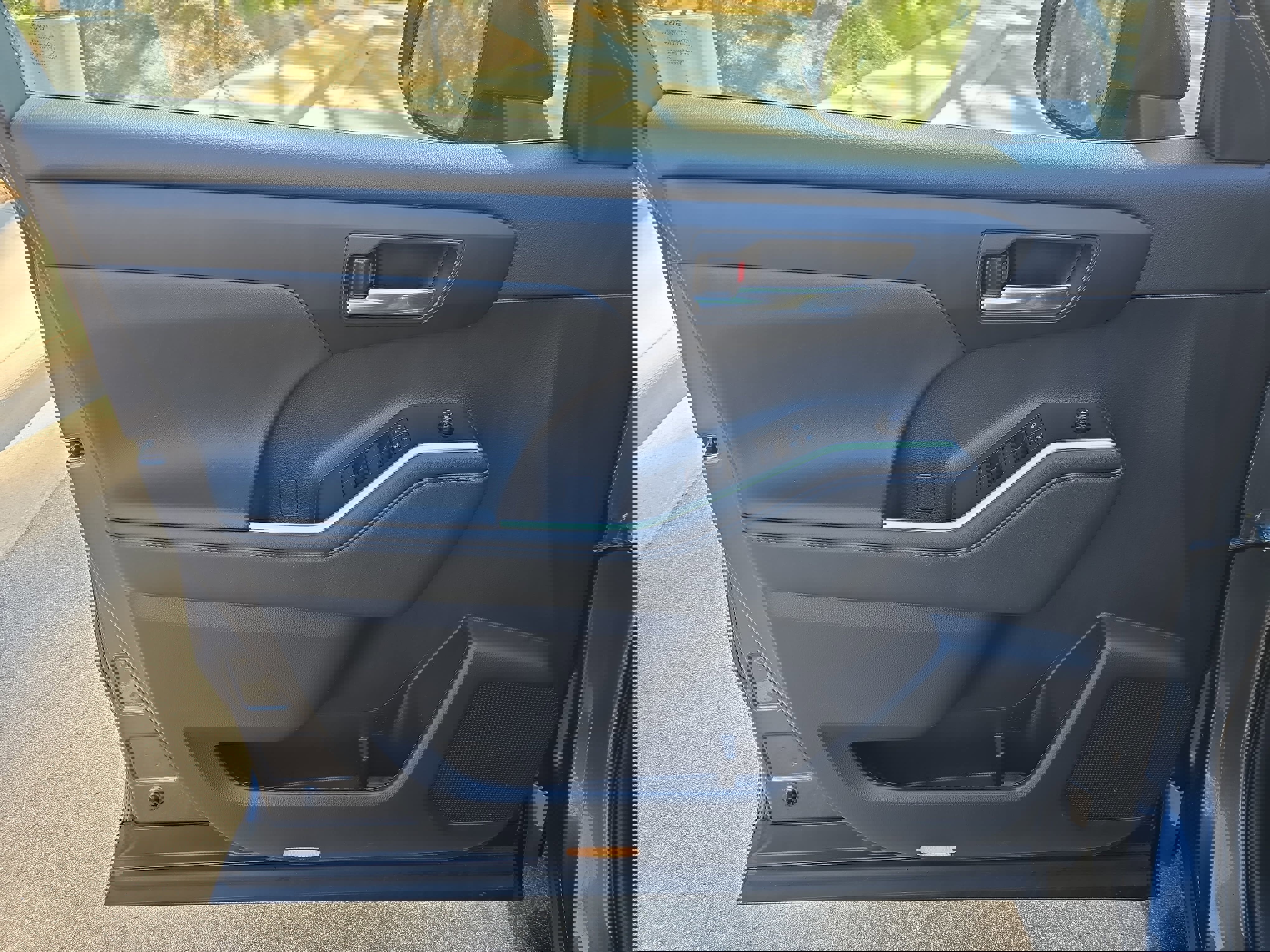 Used 2024 Toyota Highlander XLE image 28