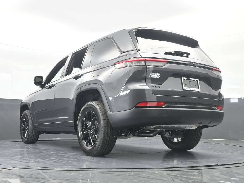 New 2025 Jeep Grand Cherokee Altitude AWD/4WD image 50