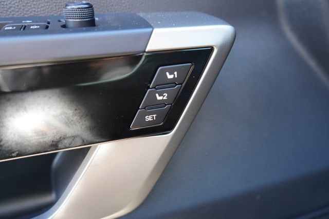 Used 2024 Toyota Tundra Limited image 14