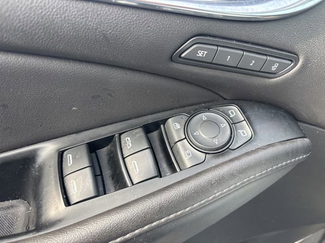 Used 2023 Buick Enclave Avenir w/ Avenir Technology Package image 15