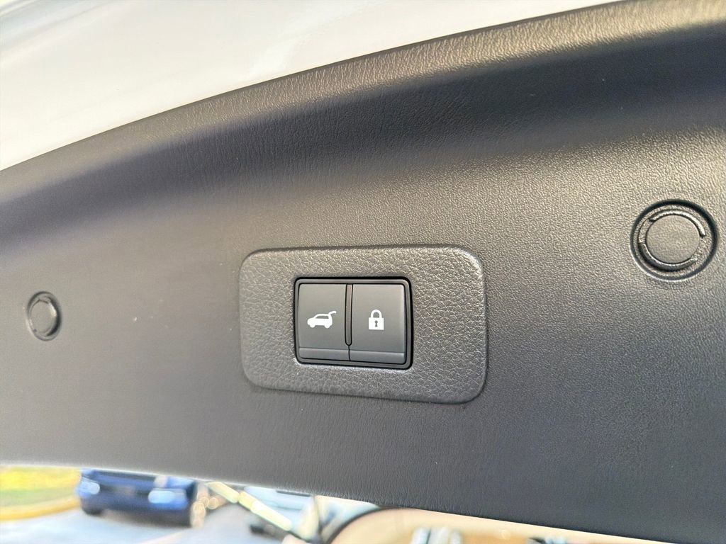 Certified 2024 Nissan Armada Platinum w/ Cargo Package image 38