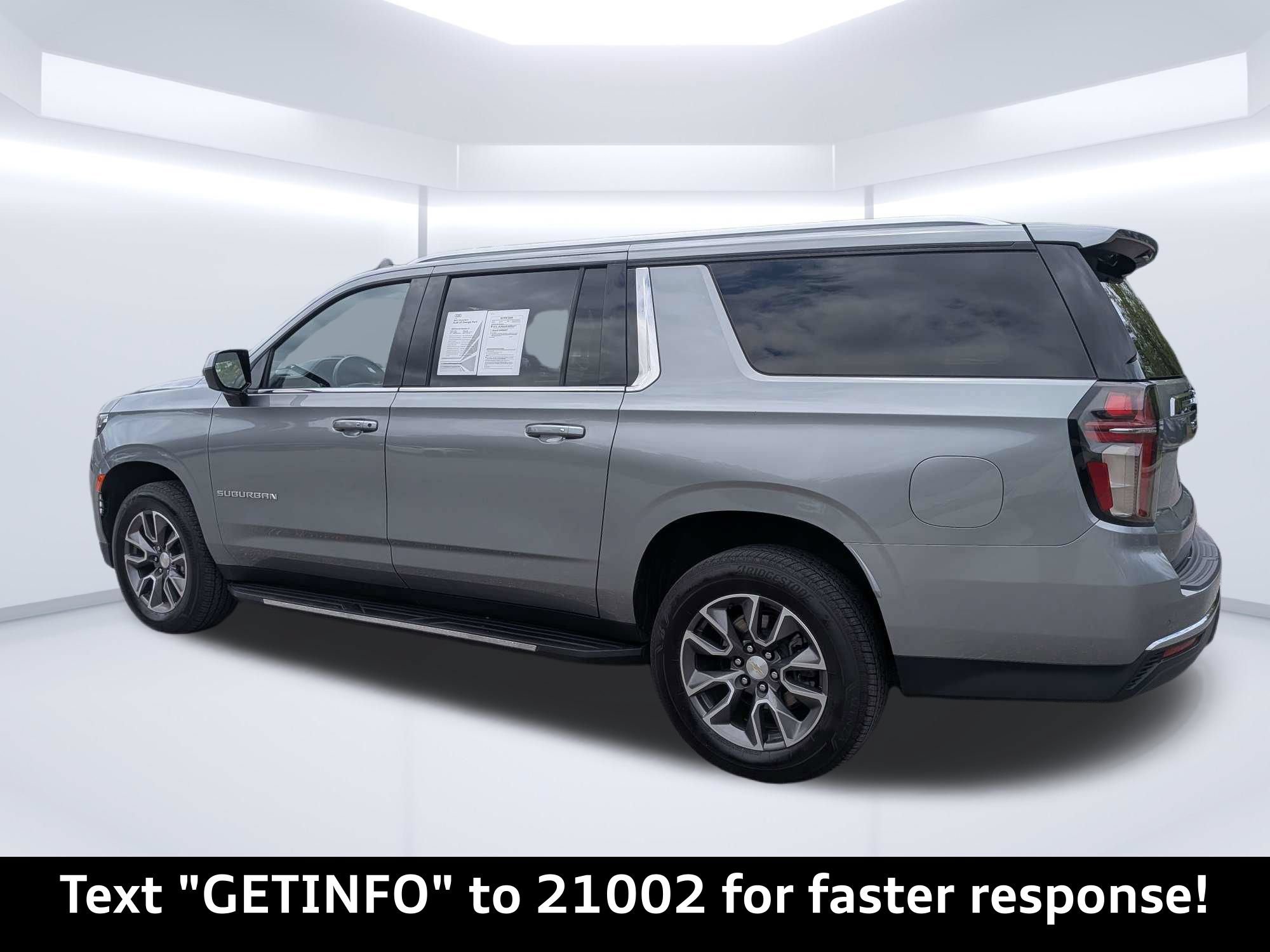 Used 2023 Chevrolet Suburban LS RWD image 6