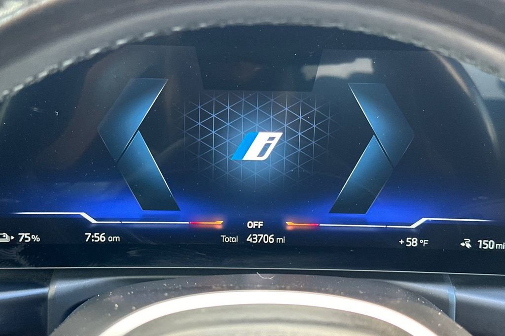 Used 2023 BMW i4 eDrive40 w/ M Sport Package RWD image 28
