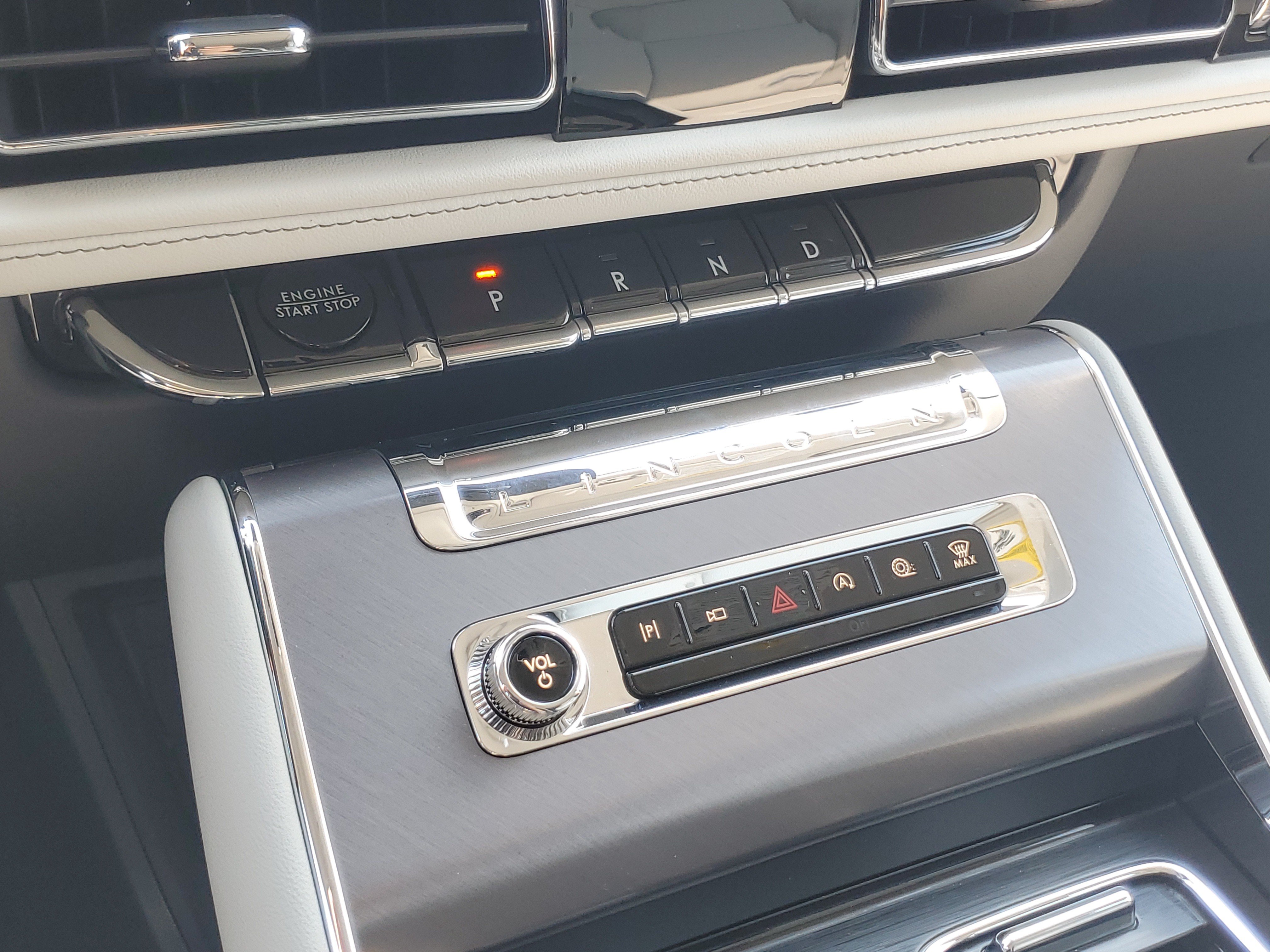 New 2026 Lincoln Aviator AWD image 21
