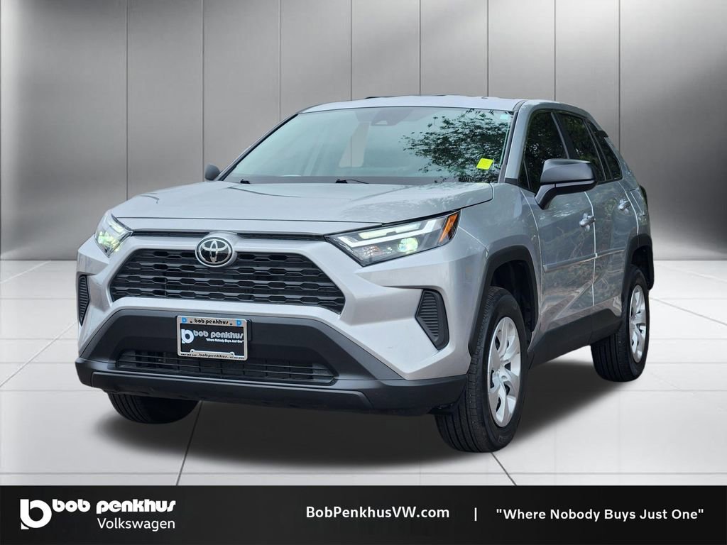 Used 2024 Toyota RAV4 LE AWD/4WD image 23