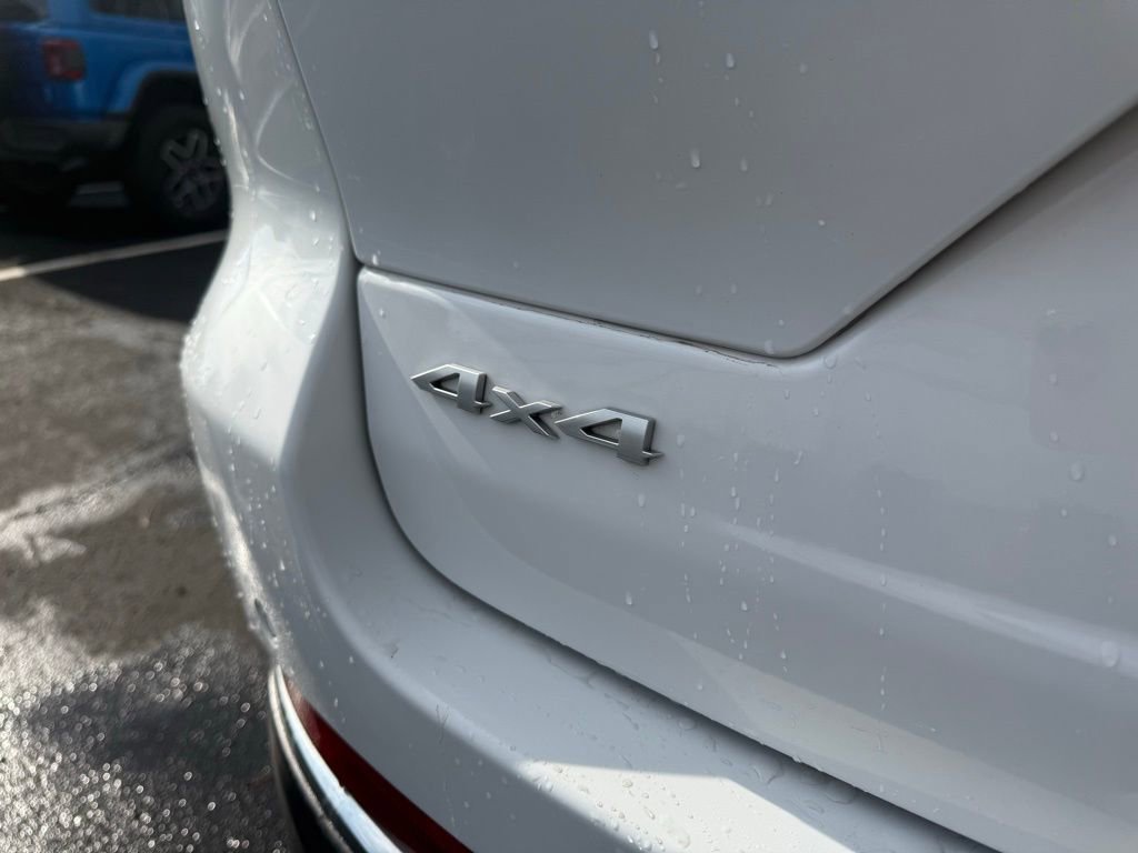 Used 2025 Jeep Grand Cherokee Limited image 40