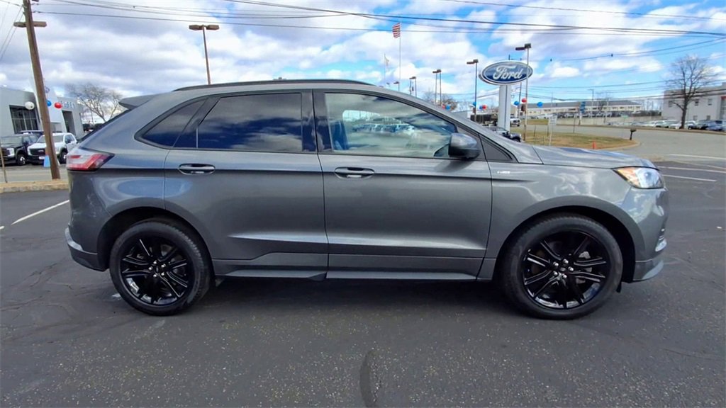 Used 2022 Ford Edge ST-Line image 9