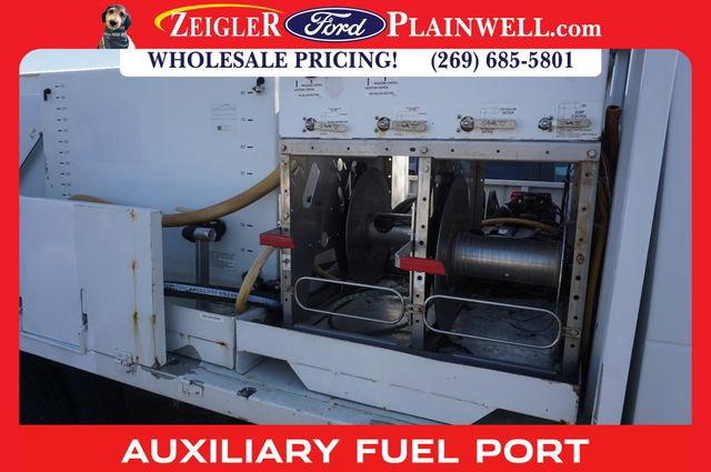 Used 2011 Ford E-450 and Econoline 450 Super Duty image 5