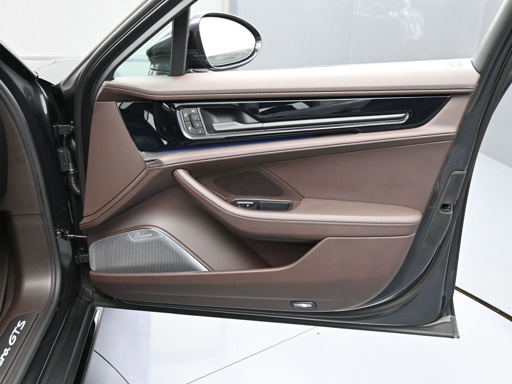 New 2026 Porsche Panamera GTS image 30
