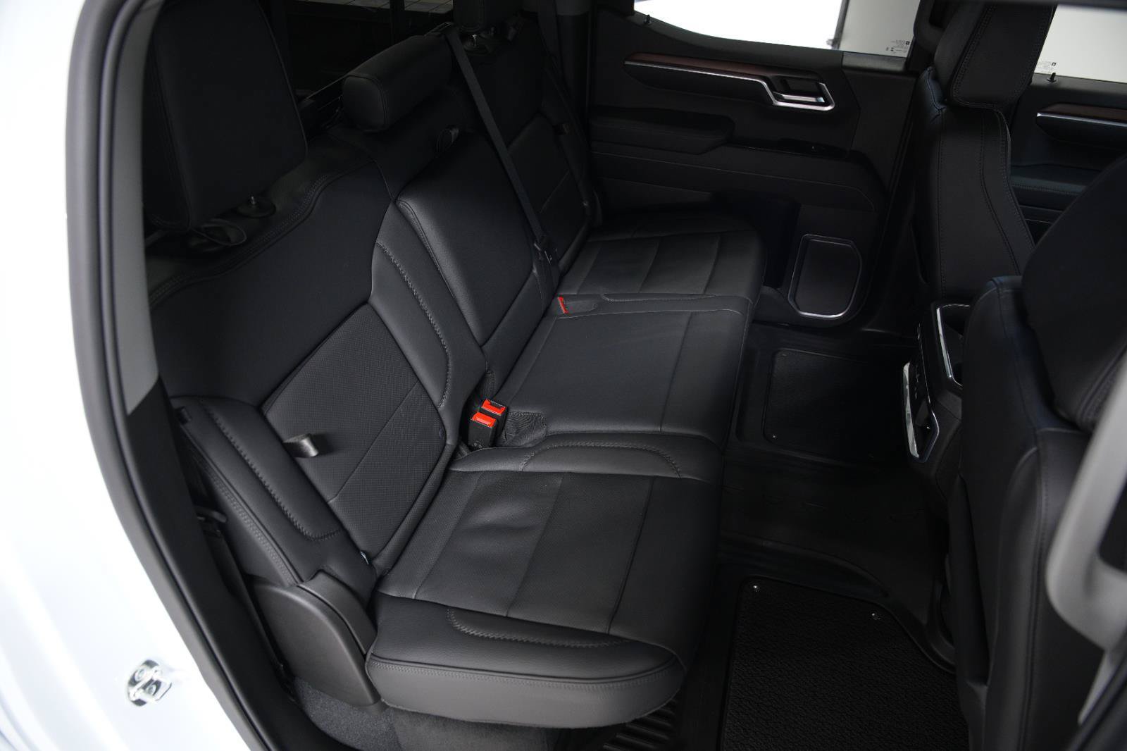 Used 2026 GMC Sierra 1500 Denali AWD/4WD image 18