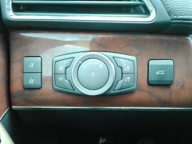 Used 2013 Lincoln MKX FWD image 33