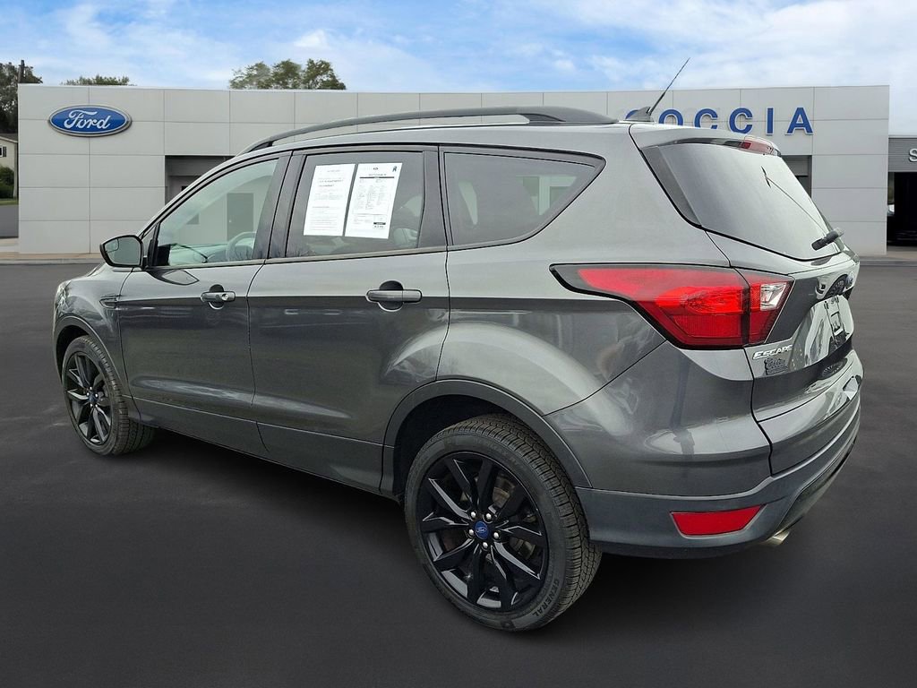 Certified 2019 Ford Escape SE image 6