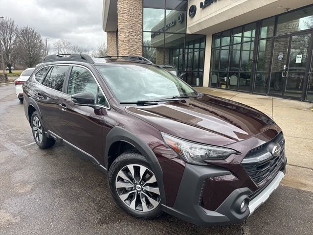 Used 2025 Subaru Outback Limited AWD/4WD image 1