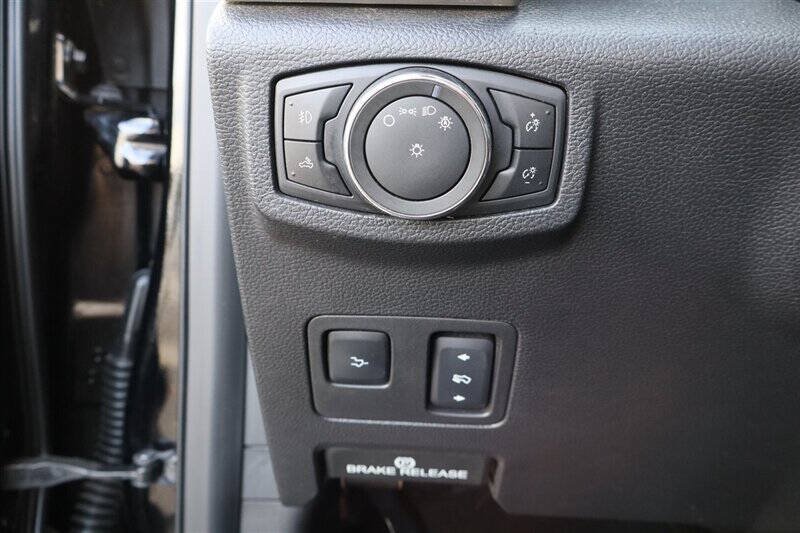 Used 2017 Ford F350 Lariat w/ Lariat Ultimate Package AWD/4WD image 16